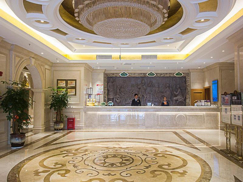 Vienna International Hotel Haikou West Bus Station Buitenkant foto