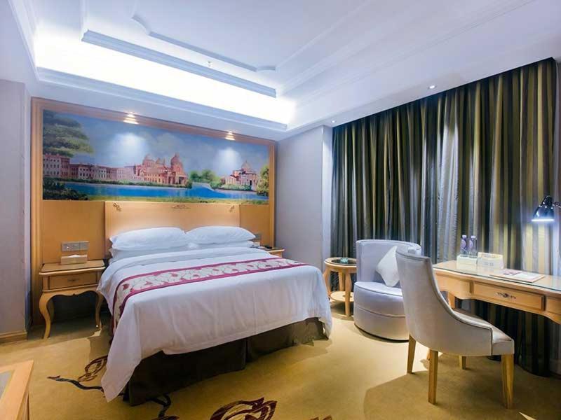 Vienna International Hotel Haikou West Bus Station Buitenkant foto